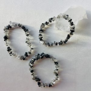 bracelet quartz a inclusion de tourmaline