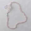 collier ras de cou quart rose